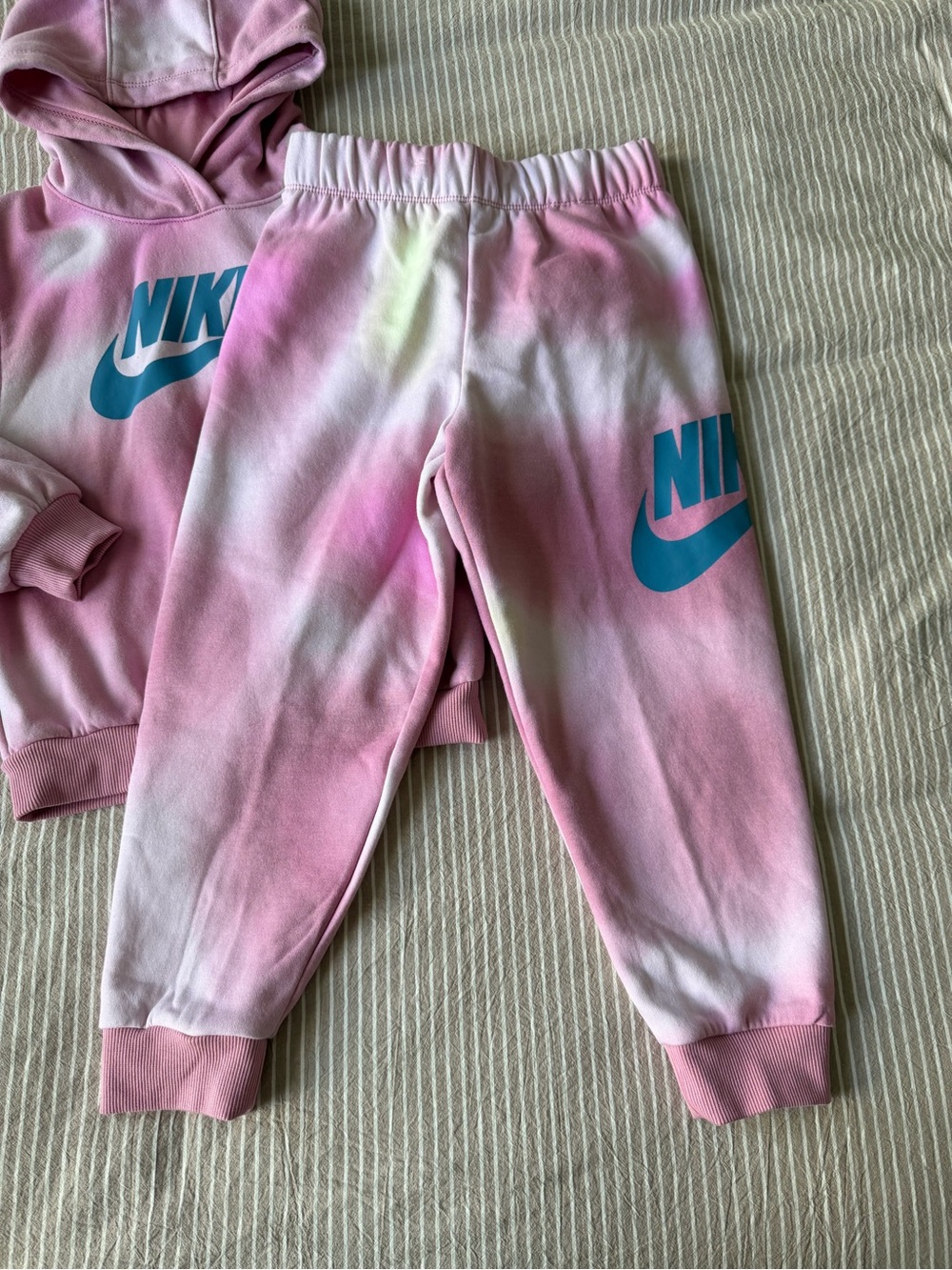 Nike Kids Pink Tie-Dye Sweatshirt & Joggers - Picture 3 of 6